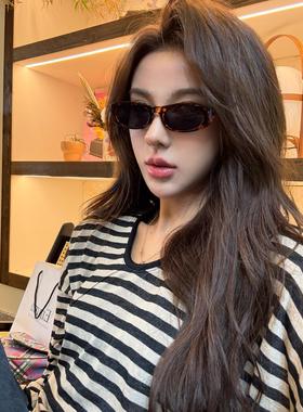 覆古玳瑁窄框墨镜女2025新款高级感旅游拍照防晒UV400潮太阳眼镜