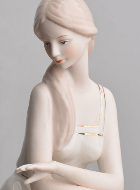 欧式陶瓷人物摆件西洋美女客厅酒柜电视柜家居装饰品摆件节日礼物