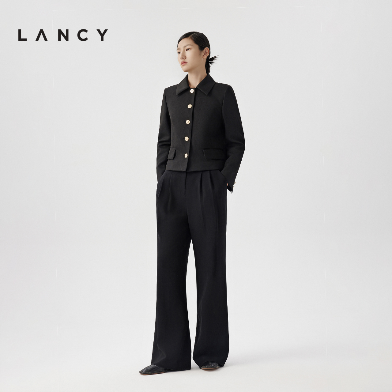 LANCY/朗姿2024春季新款黑色修身羊毛外套短款女翻领优雅法式上衣