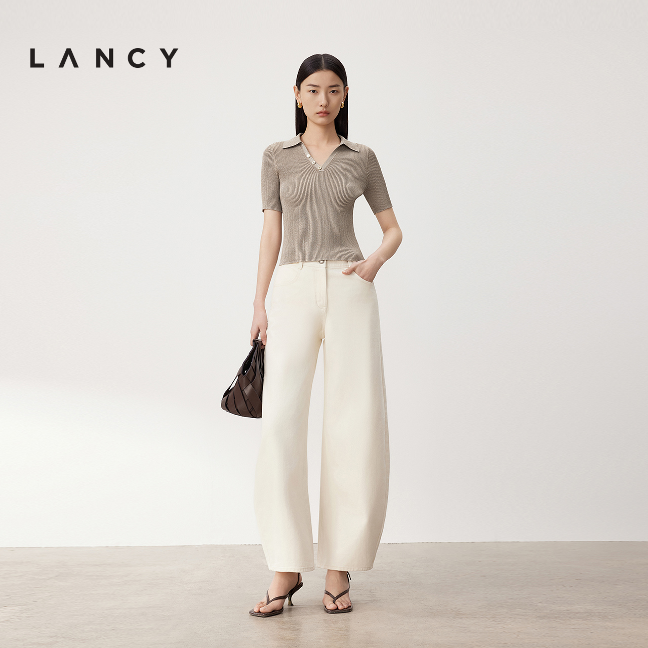 LANCY/朗姿2024夏季米色气质翻领针织衫短袖套头polo领修身上衣女