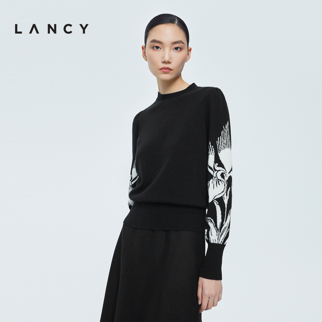 LANCY/朗姿羊毛针织衫2022冬季新款半高领黑色印女士花毛衣打底衫