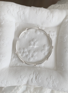 燕归玫瑰谷国风足银999.9手镯