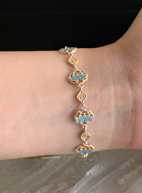 燕归蓝莲国风珐琅彩足银轻奢手链