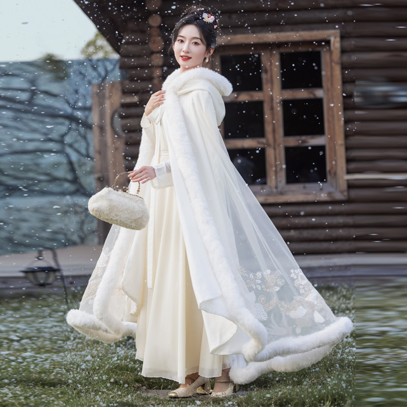 2025年汉服连帽大氅加绒加棉冬季加厚保暖中国风拍照披风斗篷长款,淘宝优惠券,粉丝福利购,淘宝优惠卷