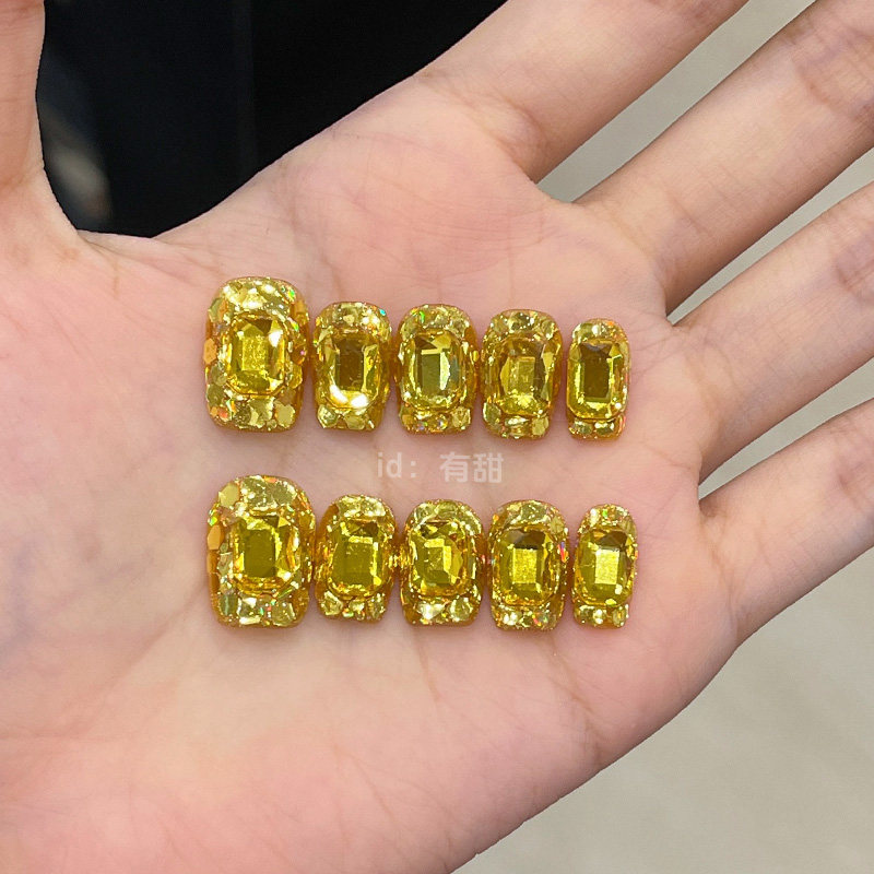 高质量穿戴甲中长款春夏爆款穿戴款美甲纯手工轻奢高级感指甲贴片,淘宝优惠券,粉丝福利购,淘宝优惠卷