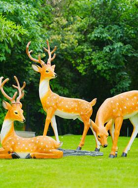 仿真梅花鹿雕塑小区公园草坪花园林景观售楼部装饰玻璃钢大鹿摆件