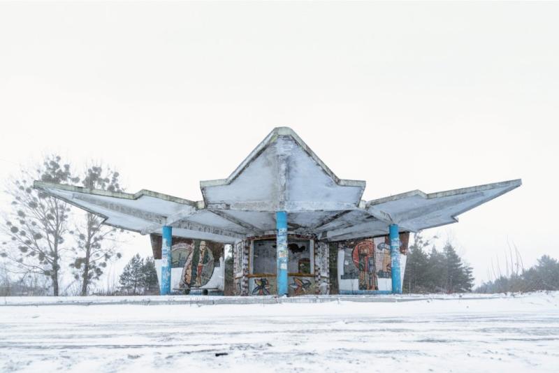 现货 Soviet Bus Stops Volume II: 2 《苏联公共汽车站》第二卷第2册  社会纪实摄影集 - 图0