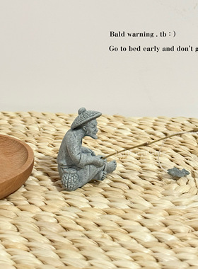 无聊了看看小老头钓鱼