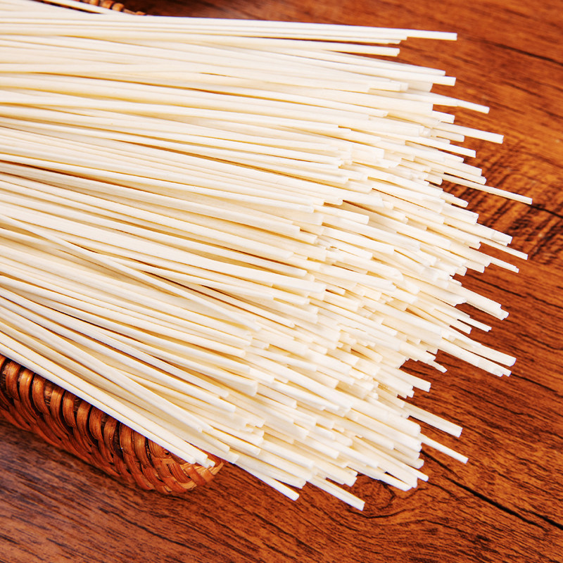 新疆特产拉条子天山旱沃红星小麦面条拉面拌面挂面劲道的速食400g,淘宝优惠券,粉丝福利购,淘宝优惠卷