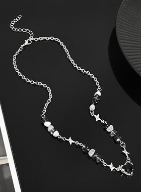 黑色星芒爱心项链街头轻奢高级感