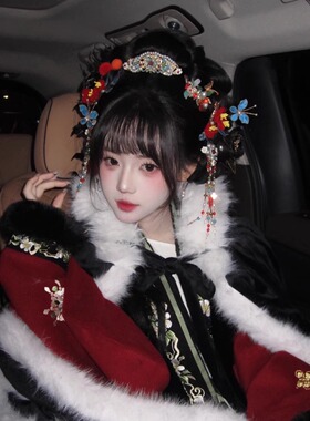明制汉服红色发饰古风汉服新娘