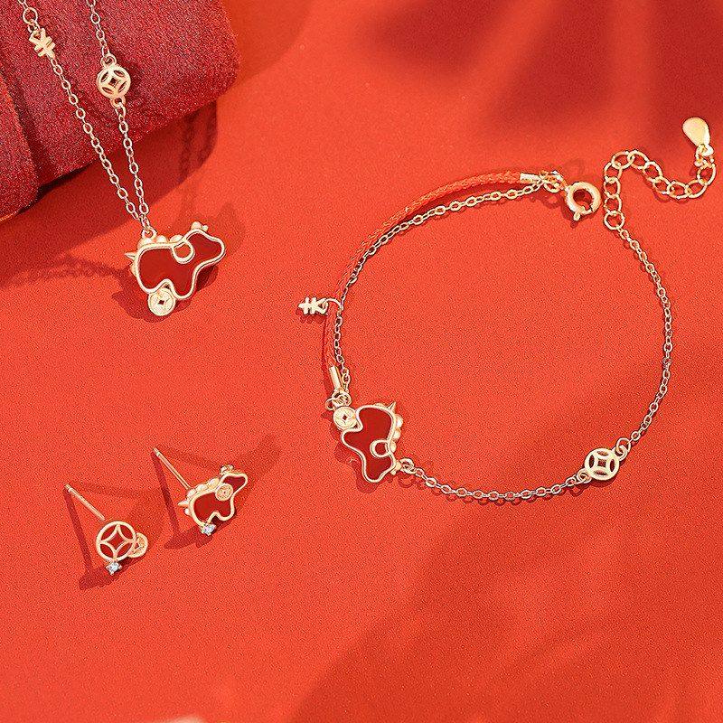 925银手链本命年好运暴富钱币马年手饰手绳红玛瑙原创女红绳银饰,淘宝优惠券,粉丝福利购,淘宝优惠卷