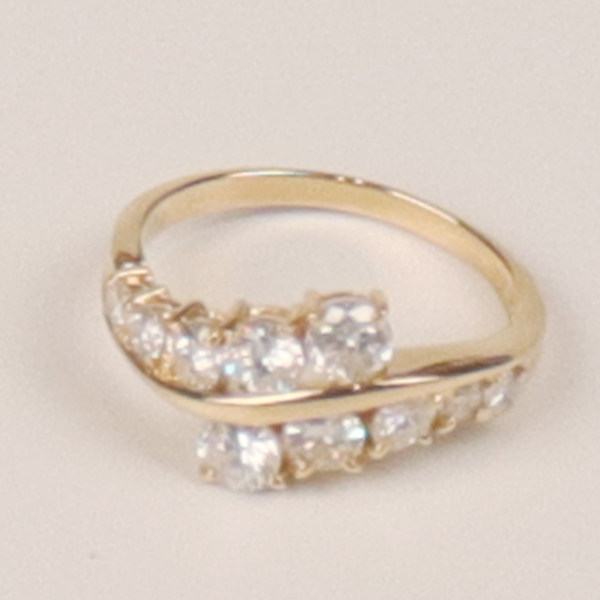 Double intertwined vintage diamond ring K18 yellow gold