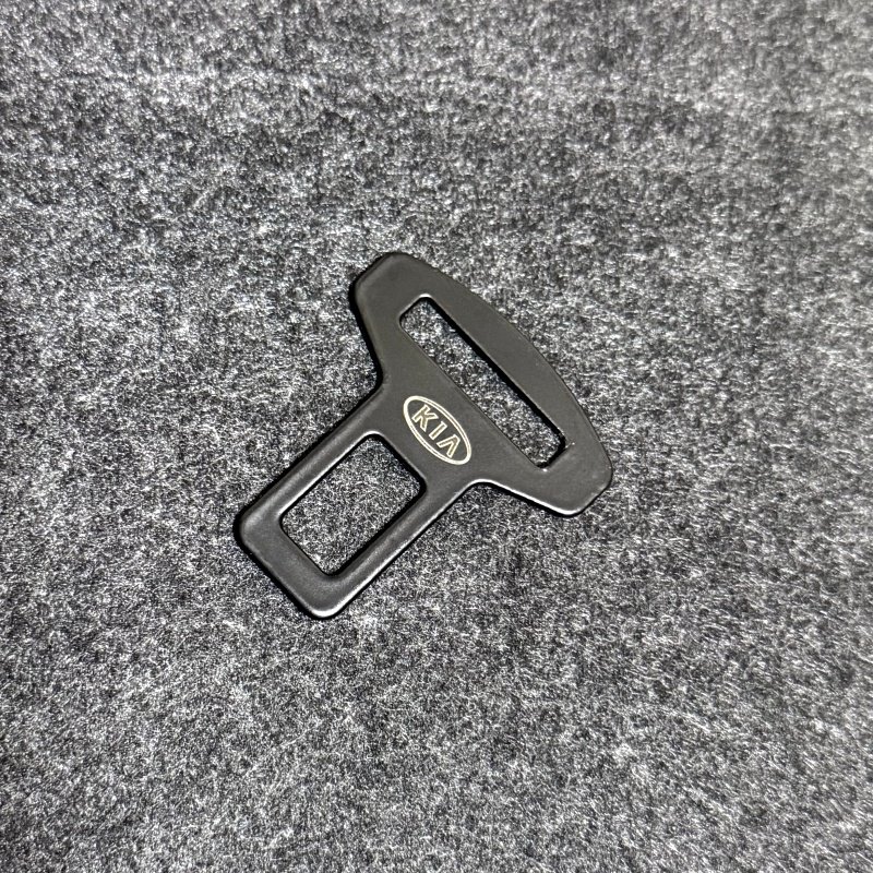 起亚K3汽车安全插带卡头K2智跑K4奕跑k5焕驰kx37插头卡扣锁扣通用 - 图0