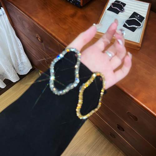 韩系云朵发夹边夹侧边碎发卡子2024新款后脑勺夹子头饰前额刘海夹 - 图0