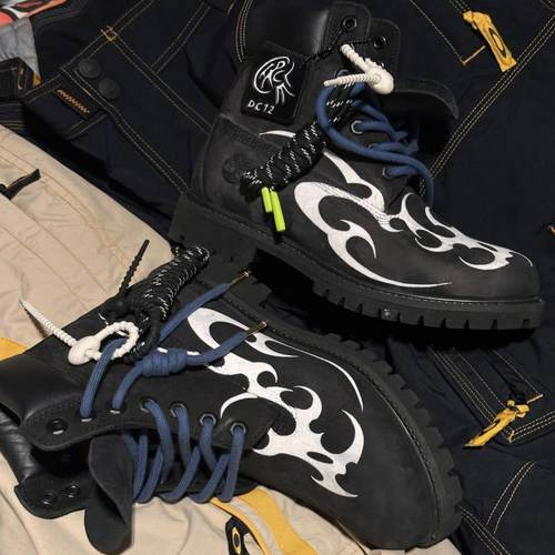 CIRCLECUSTOM寄生兽系列TIMBERLAND马丁靴手绘定制 - 图0