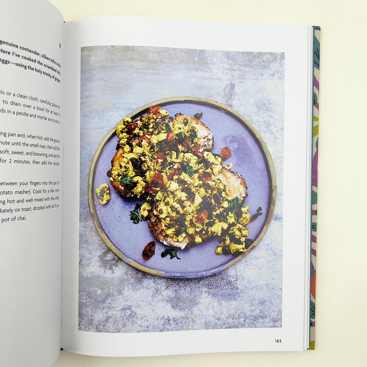 英文原版 精装 East 120 Vegan and Vegetarian Recipes 东方 从班加罗尔到北京的120份素食食谱 英文版 进口英语原版书籍
