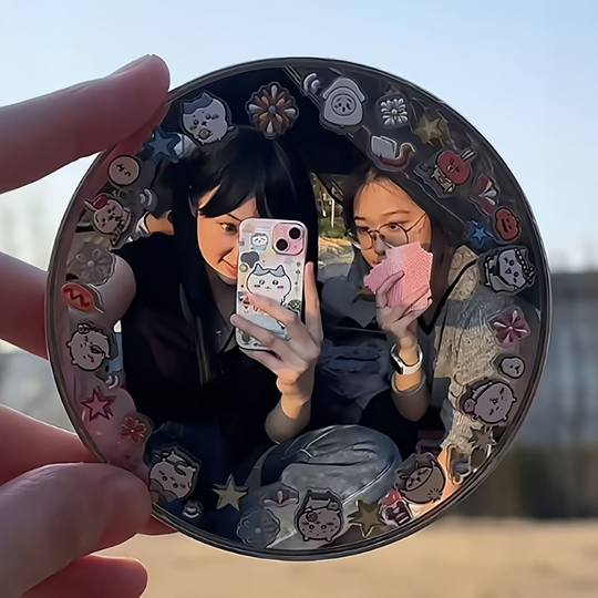 Small round mirror for travel photography, handmade diy selfie tool