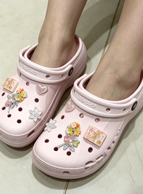 MKOP洞洞鞋配饰高级感鞋扣配件粉色爱心花束鞋花适配Cross/Crocs