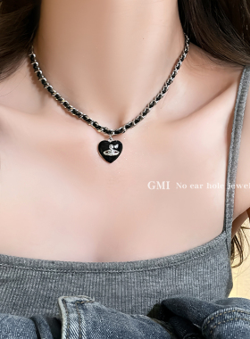 黑色爱心土星西太后项链女甜酷