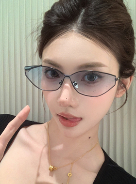 2025新款墨镜女款个性小脸猫眼复古高级感网红款防晒遮阳太阳眼镜