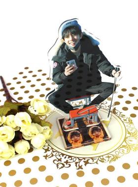 肖战亚克力大立牌 高16cm双面高清图案 王一博同款明星周边