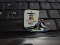 (Lingang cabinet) Chapter Sports emblem Curling Ball Vancouver Womens Ice Winter Games Badge