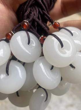 外蒙料工艺品平安扣和田玉色白玉色碧玉色菠菜绿平安扣玉器吊坠