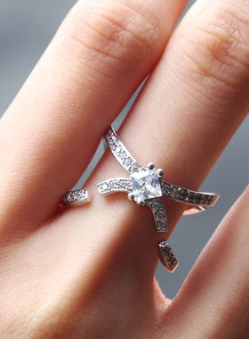 百搭尾戒圣诞礼物白金色满钻