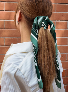 Maison Muguet 复古高级感时尚印花圖案丝巾