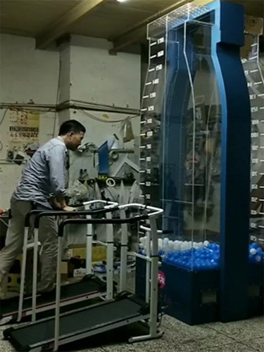 灵动风暴跑步机 吹球瀑布球池 活动道具科技互动体验网红游乐道具 - 图2