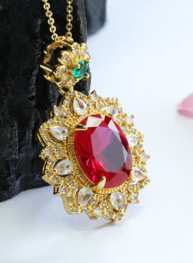 红刚玉吊坠培育红宝石切面项链女士款复古风锁骨链简约时尚饰品