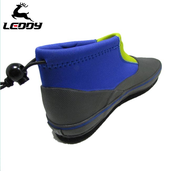 Lotte Outdoor Iso Fishing Shoes Felt Nail Bottom Sea Fishing Landing Reef Boots Summer Involved fishing shoes Mens non-slip Anadromous creek shoes