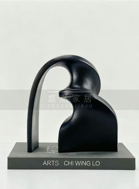 现代极简扭转丝带摆件客厅书房卧室电视柜样板间售楼处桌面饰品