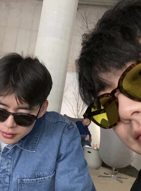 大媛家sunnyjennie小脸墨镜女