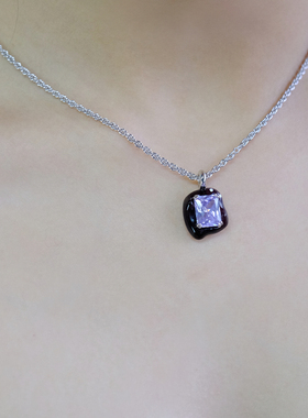 MARSEVEN紫色抱方宝石的幽灵项链