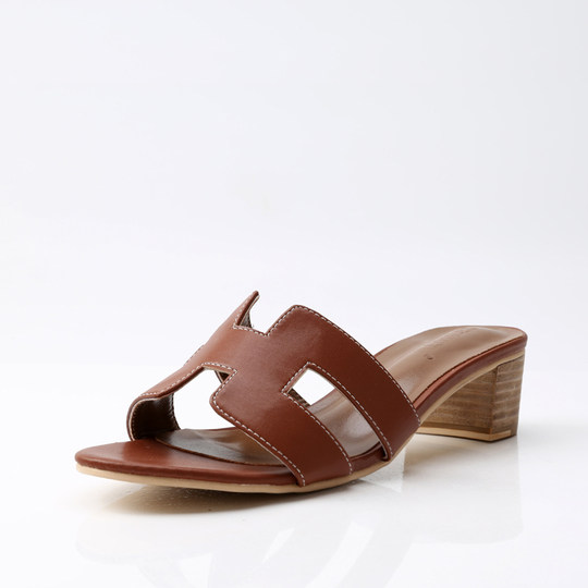 New genuine leather thick medium high heel h slippers for women in summer fashion