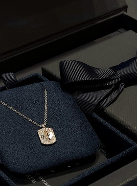 高版本满钻鸢尾花套装项链戒指女小众设计高级感轻奢气质时尚百搭