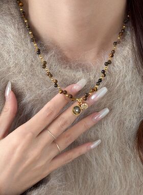 星芒虎眼石串珠吊坠项链女2025新款复古配饰小众设计感百搭毛衣链