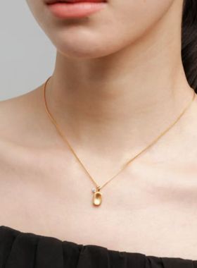 半岛铁盒方糖中古时尚精致项链轻奢复古高级感毛衣链锁骨链夏季