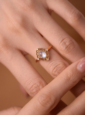 法式复古轻奢镂空蕾丝镶嵌开口戒指女温柔清新浪漫氛围感精致指环