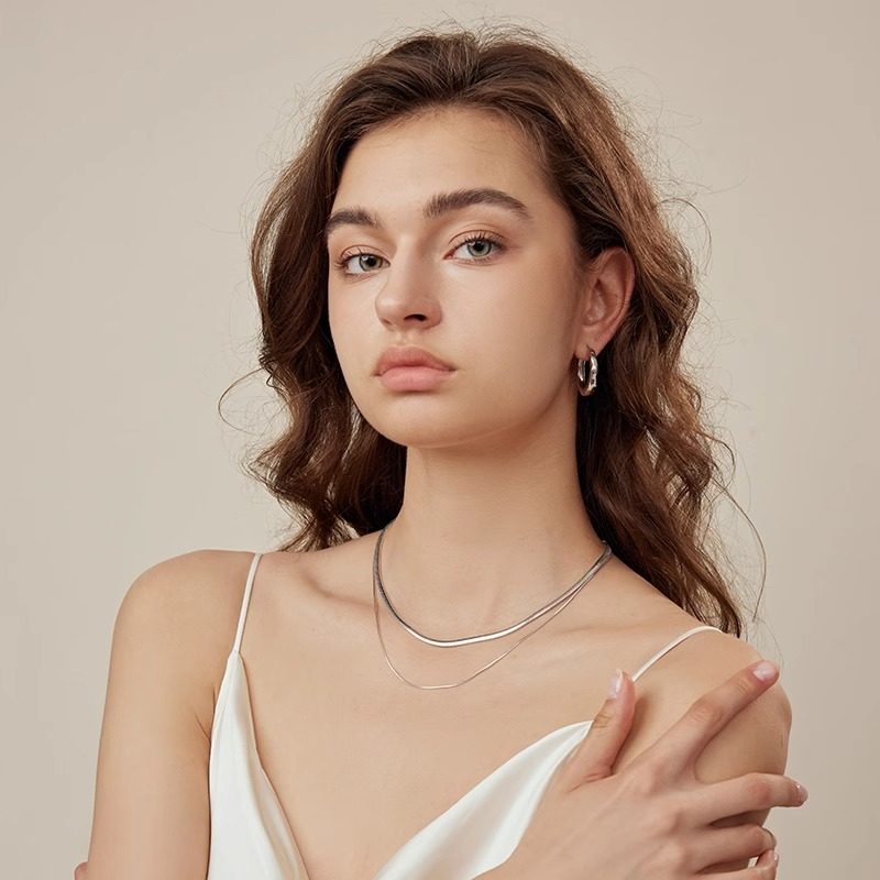 【明星同款】潺流耳圈小众法式女银色素圈耳环耳钉时尚设计耳饰,淘宝优惠券,粉丝福利购,淘宝优惠卷