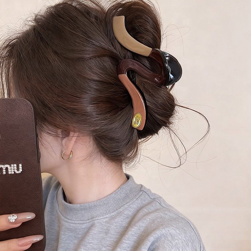 高品质撞色波浪抓夹女高级感2025新款鲨鱼夹高级感秋日后脑勺发夹,淘宝优惠券,粉丝福利购,淘宝优惠卷