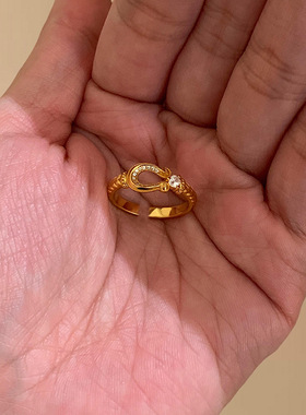 中古老钱风金色马蹄扣戒指