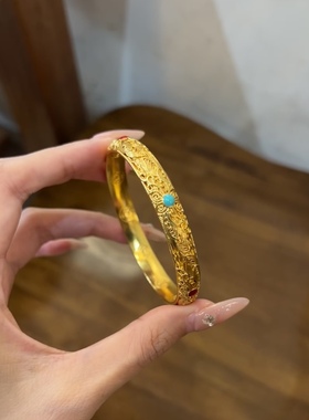 皇后花丝沙金手镯太后黄金色镯子闭口琳琅钱币新中式金店同款首饰