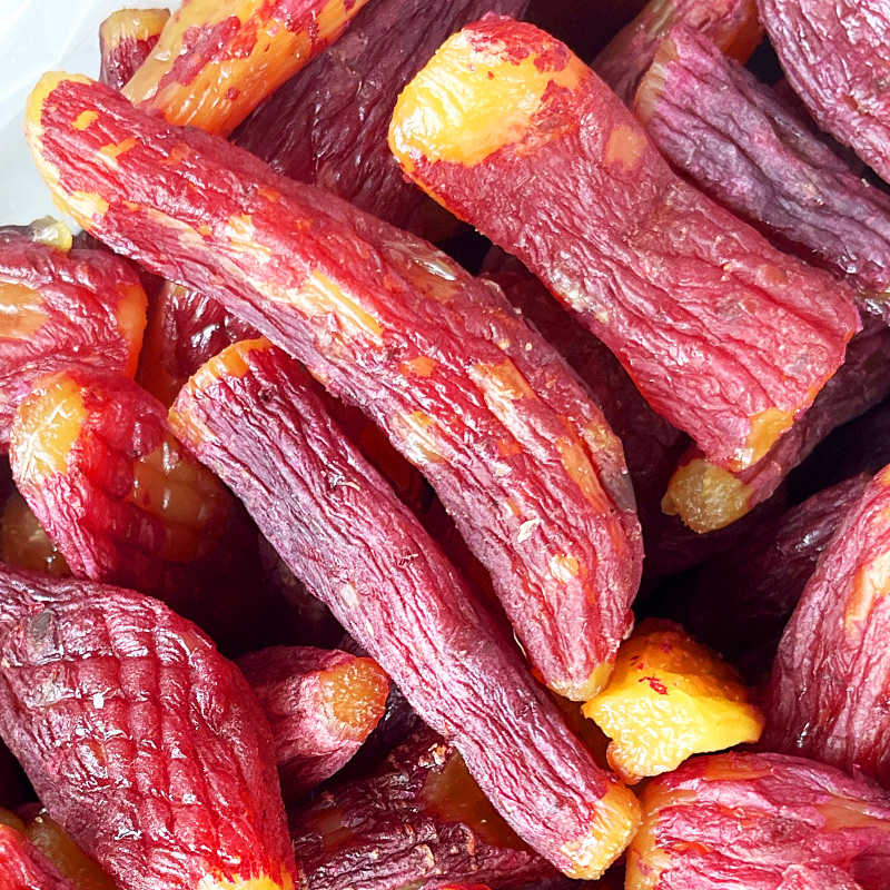 Dried red Yao baked potatoes with skin, original flavored dried sweet potatoes, soft, waxy and sweet dried sweet potatoes