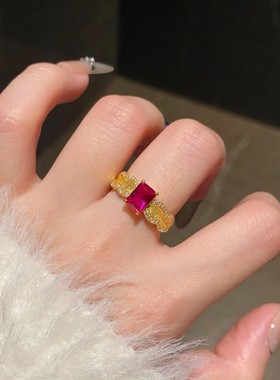 复古仿红宝拉丝戒指小巧精致饰品气质轻奢高级感手饰时尚百搭首饰