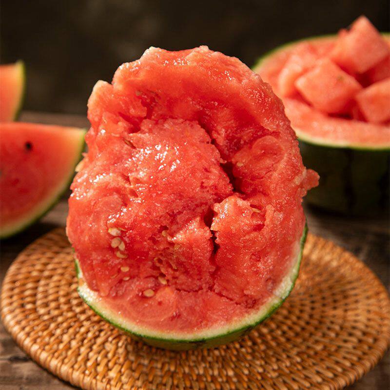 现摘新鲜小西瓜2K4K西瓜手撕薄皮一整箱有籽无籽水果冰淇淋糖丸