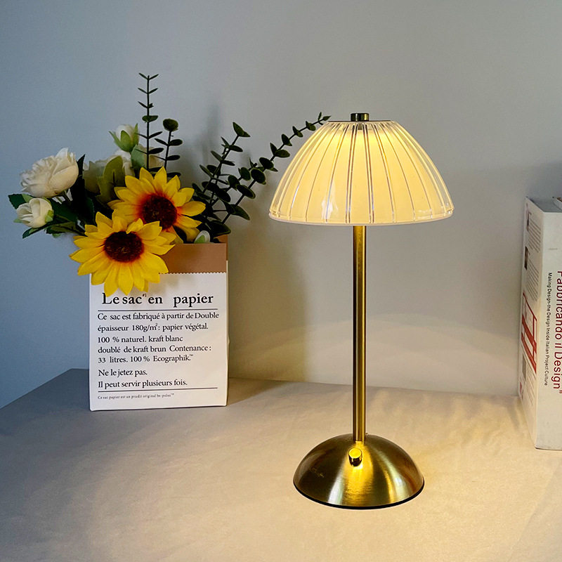 复古风台灯触摸充电式简约现代卧室床头灯民宿酒店床头温馨氛围灯