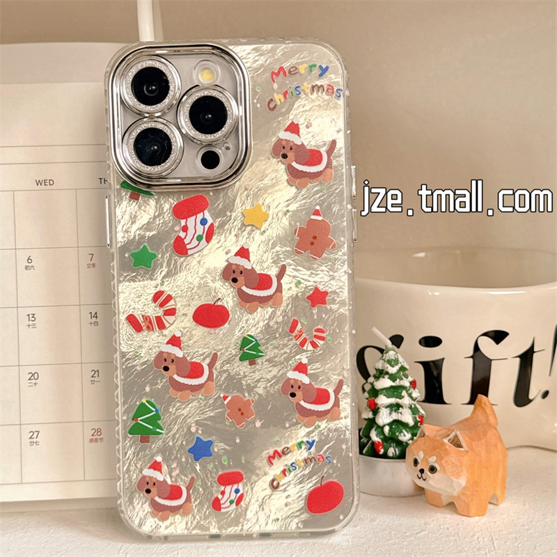 卡通可爱圣诞树腊肠狗适用苹果15手机壳iPhone16ProMax新款15pro防摔13女款小众12硅胶14pro带镜头膜全包软壳